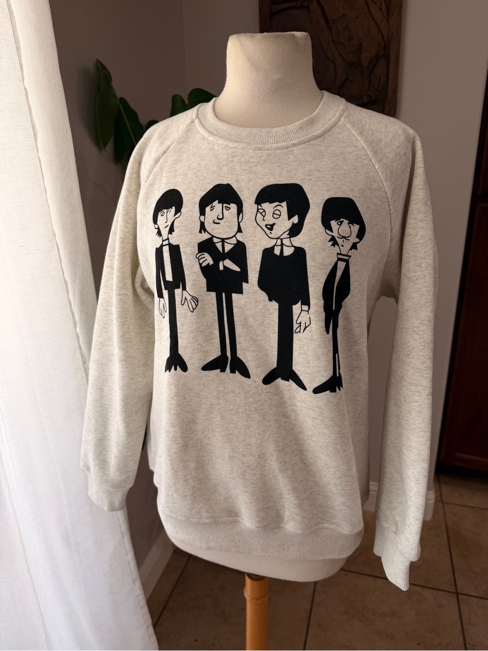 LA Soul Gray Cartoon Rock Band Graphic Crewneck Sweatshirt Size Medium